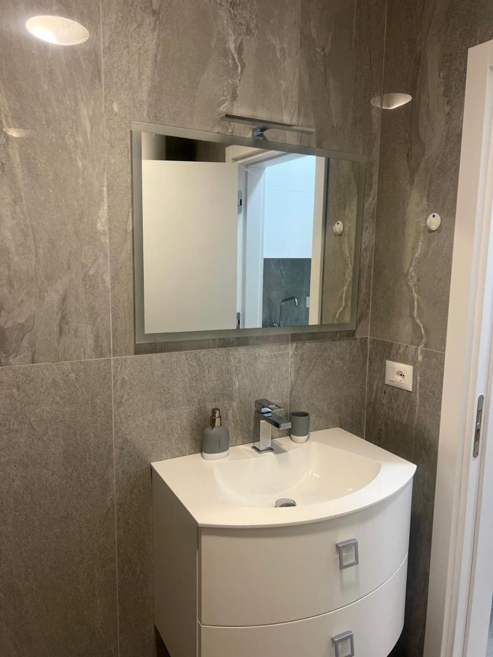 Apartament Om Studio Tirana